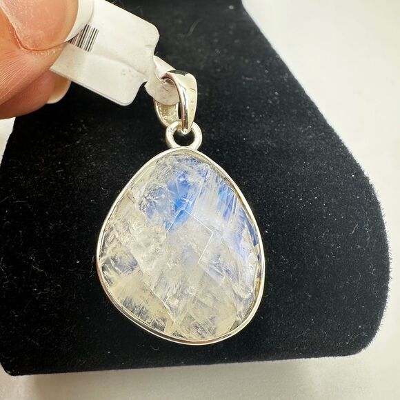NWT 18x21mm faceted Moonstone pear shaped, in solid sterling silver pendant! - Picture 10 of 10